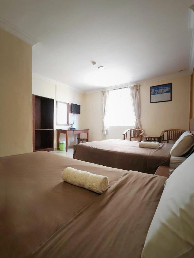 Tropicana Hotel Gemas Екстериор снимка